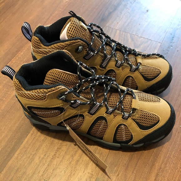 pacific trail hiking boots